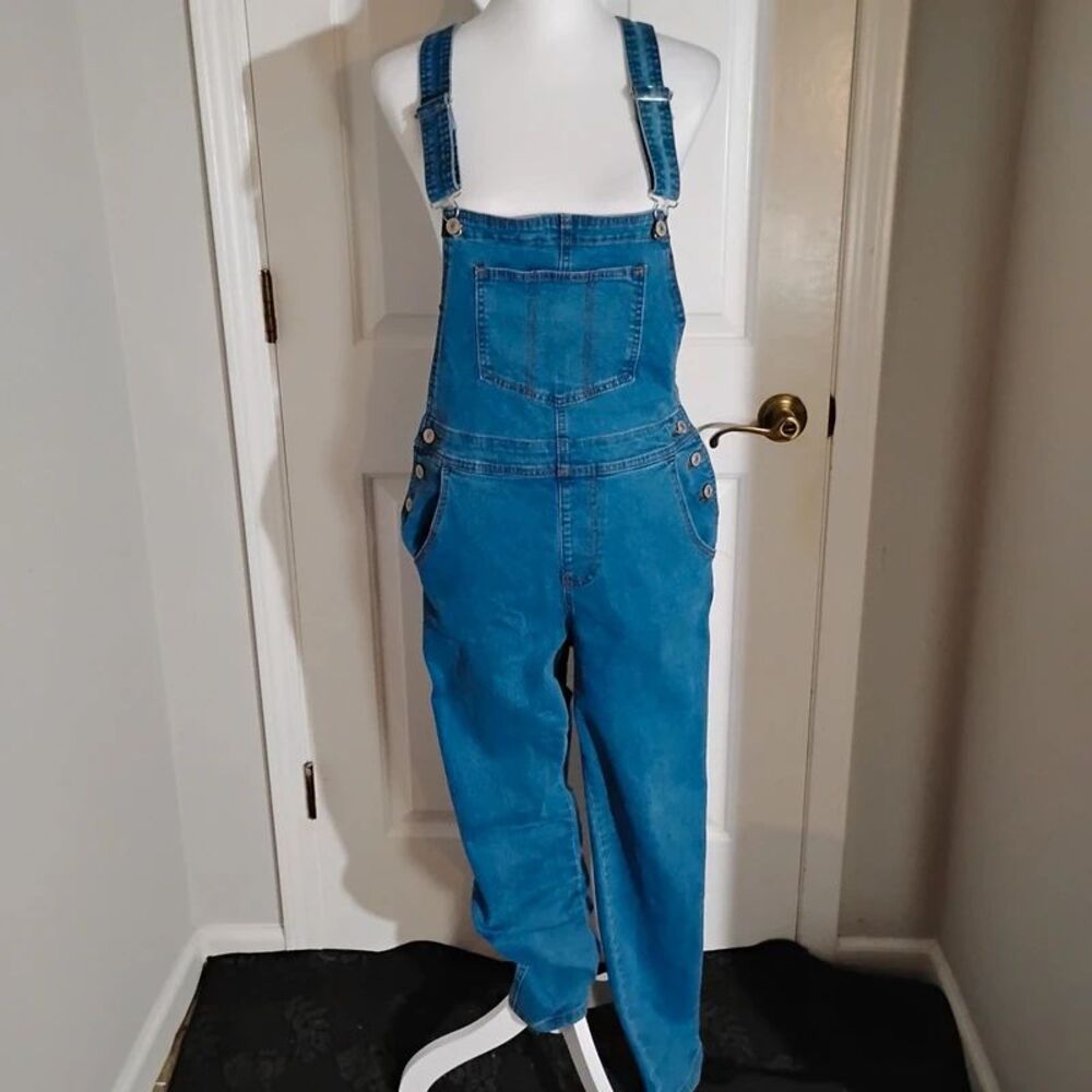 Cute overalls